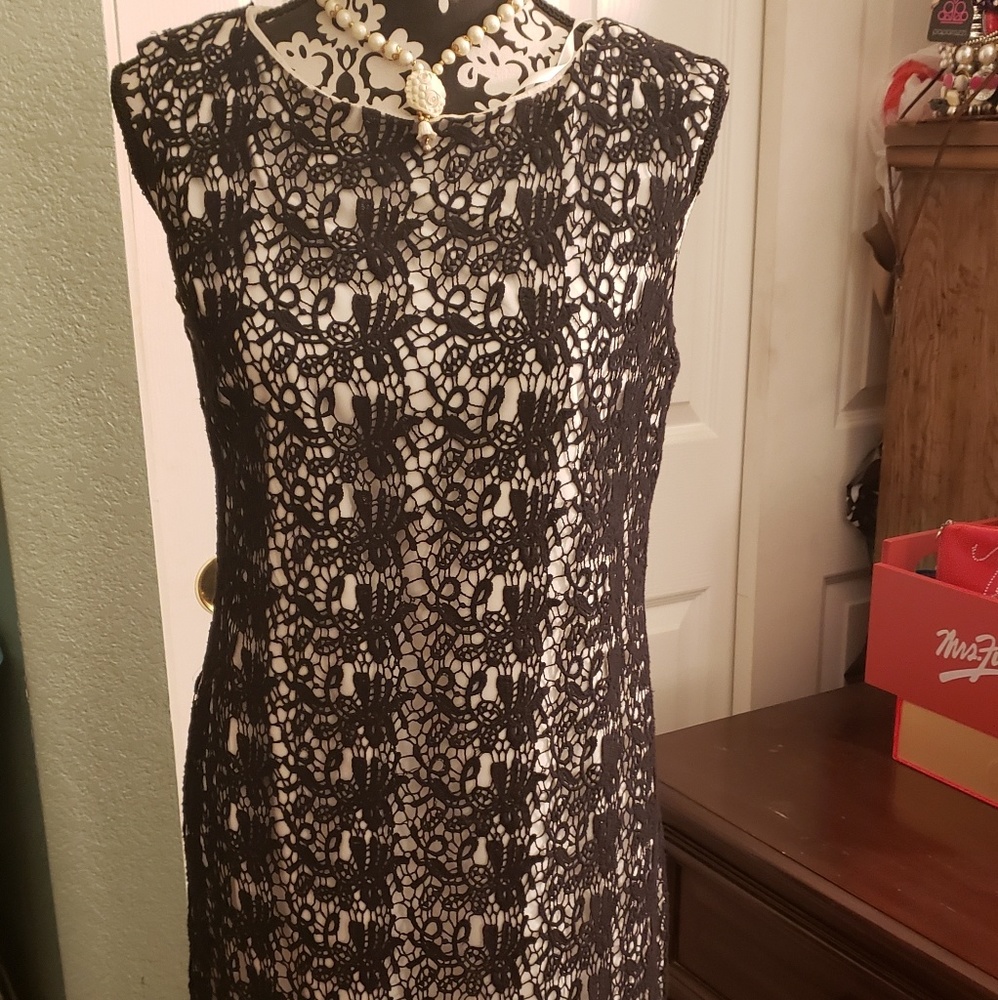 Vince  Camuto Dress